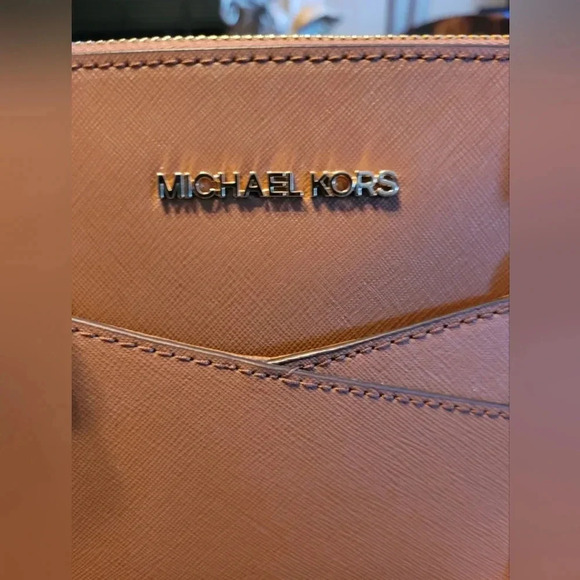 Michael Kors Dome style NWT - Picture 13 of 14